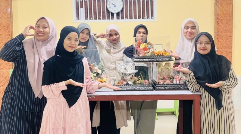 Generus Putri PC LDII Api-Api Bontang Belajar Keterampilan Membuat Seserahan Generus Putri PC LDII Api-Api Bontang Belajar Keterampilan Membuat Seserahan